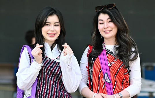 Robiya Havas Guruhi mother