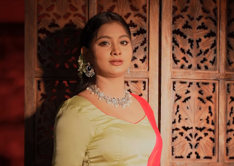 Hiteisha Bag: Bio, Age, Height, Family, Net Worth